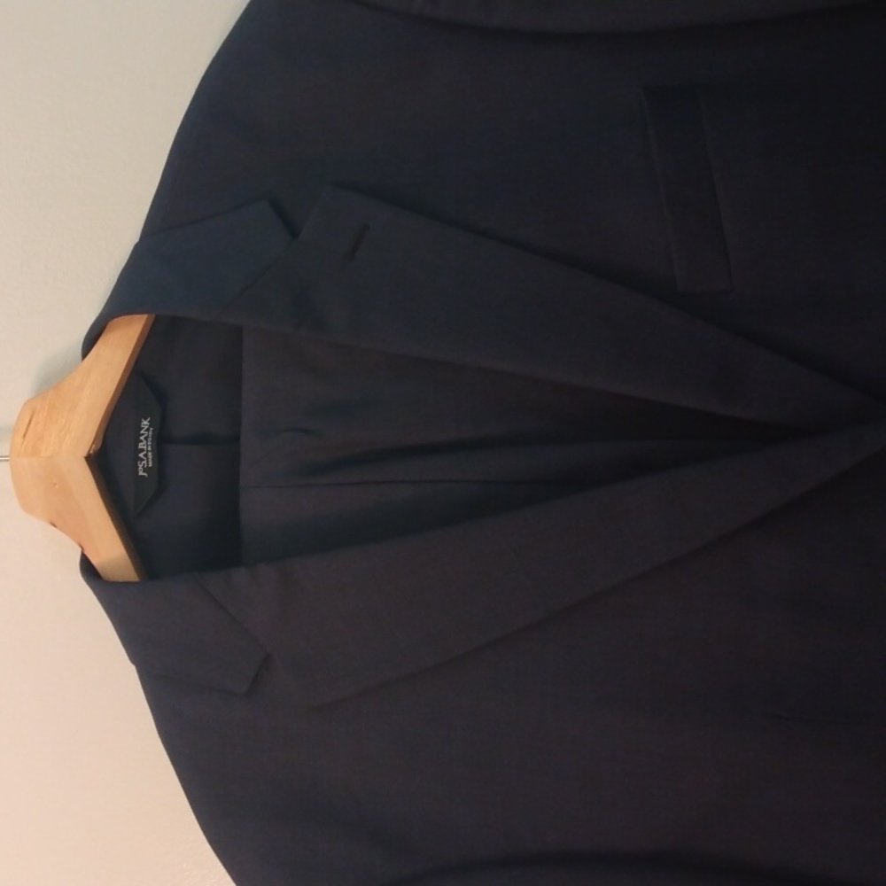 Like New Jos. A. Bank Solid Navy Blue Wool Traveler Suit 44R - Picture 11 of 11